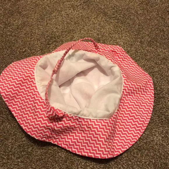 Baby girls beach hat - Picture 2 of 5